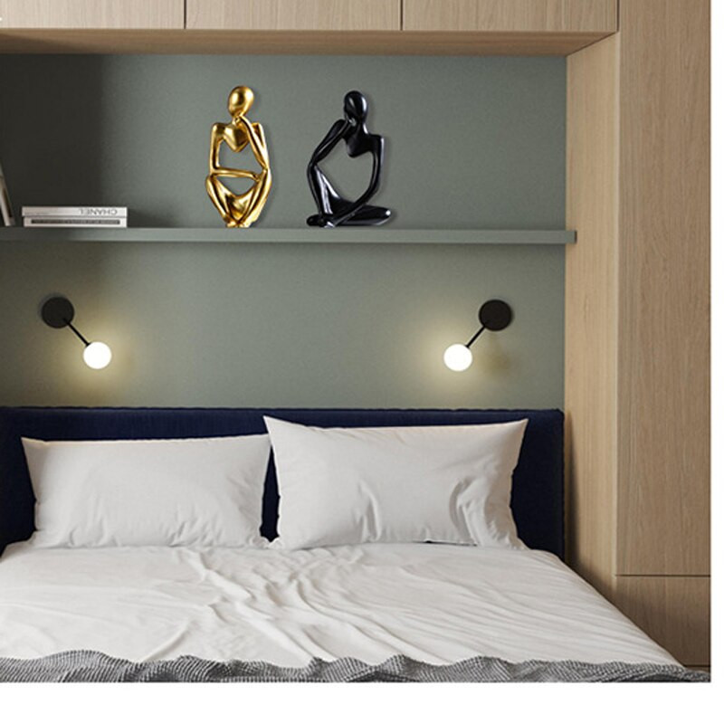 Šiaurės mąstytojo statula abstrakčios figūros dervos personažai skulptūros namų dekoravimas ornamentas modernaus meno figūrėlės