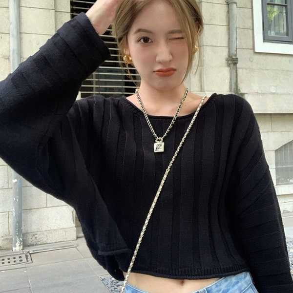 Γυναικείο πουλόβερ με οβάλ λαιμόκοψη