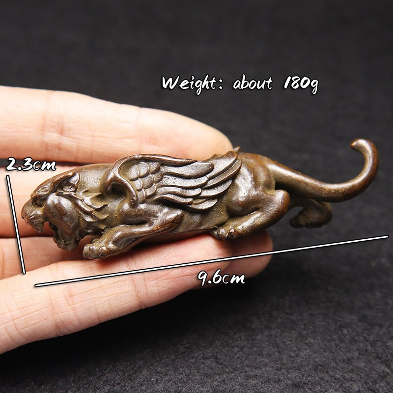 Antikvarinis varinis tigras su sparnais Maža statulėlė Rašomasis stalas Ornamentas Gyvūnų Figūrėlės Miniatiūros Laimingos namų puošmenos Amatai Priedai