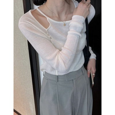 Νέο μοντέλο γυναικείο πουλόβερ με κομμένα μέρη - καφέ και λευκό χρώμα