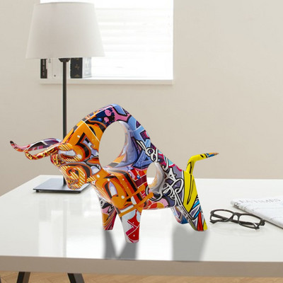 Ox Figurine, Graffiti Bull Sculpture Desk Στολίδι Άγαλμα βοοειδών για το ξενοδοχείο Home