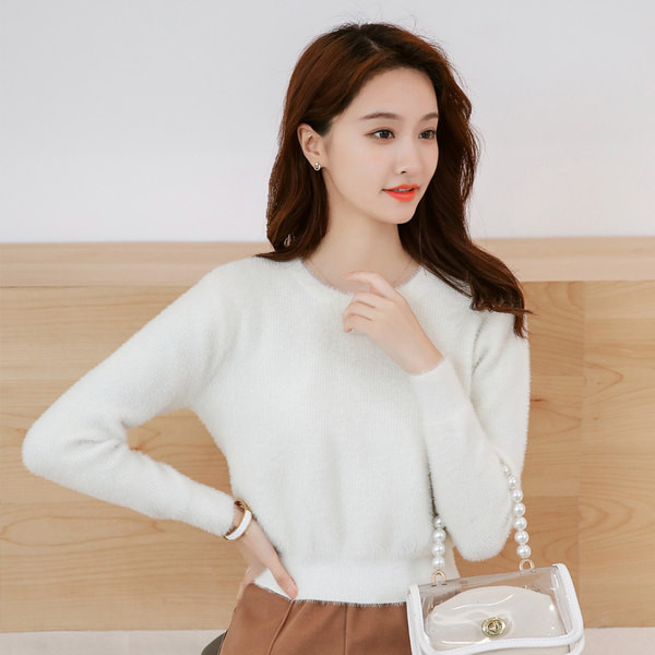 Modern női pulóver ovális nyakkivágással, új modell