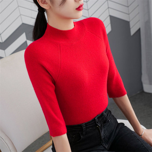 Γυναικεία μπλούζα με μεσαία μανίκια και ψηλό γιακά