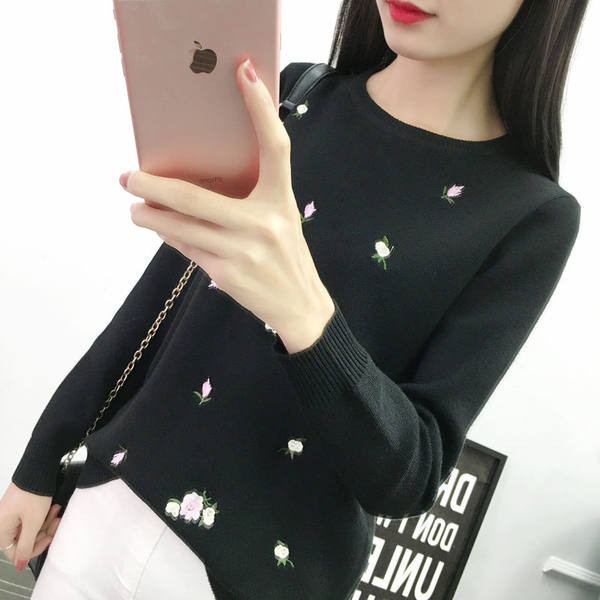 Modernus moteriškas megztinis ilgomis rankovėmis siuvinėti