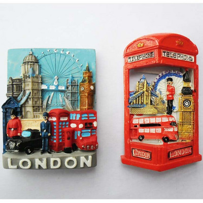 Лондонски автобус класически туристически атракции в памет на хладилника за пощенска кутия на войниците