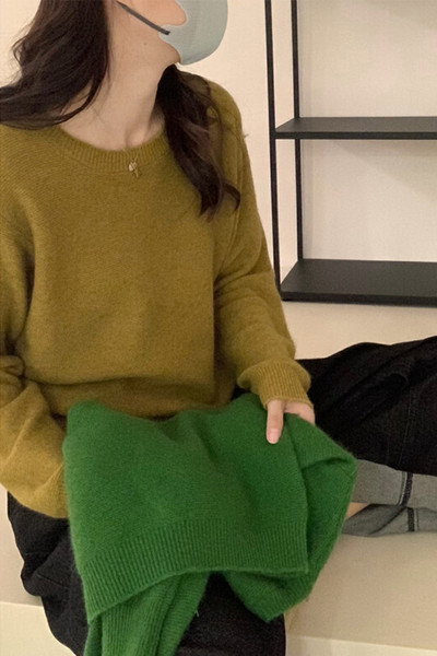 Γυναικείο πουλόβερ  σε τρία χρώματα