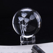 60 mm 3D laserski gravirana ruža Kristalna kugla Minijaturni cvjetni globus Staklena kugla Dekoracija doma Poklon ukras za Valentinovo