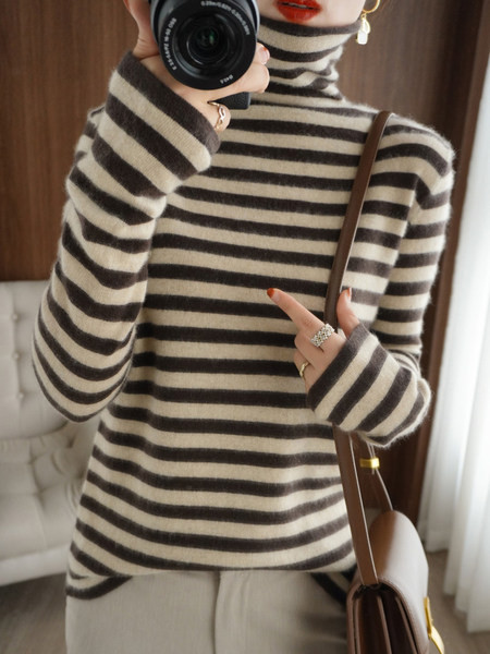 Γυναικείο πουλόβερ με φαρδιά μανίκια