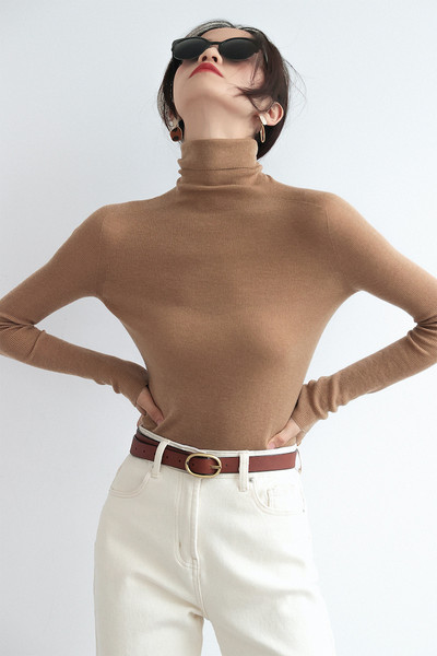 Γυναικείο μακρυμάνικο πουλόβερ με κουμπιά