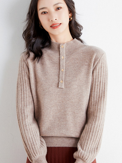 Dámsky tenký pletený sveter s gombíkmi