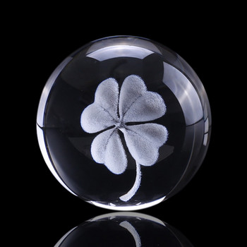 6CM 3D лазерно гравирана кристална топка с четирилистна детелина Миниатюрен стъклен глобус Crystal Craft Home Decor Lucky Ball Ornament Подарък
