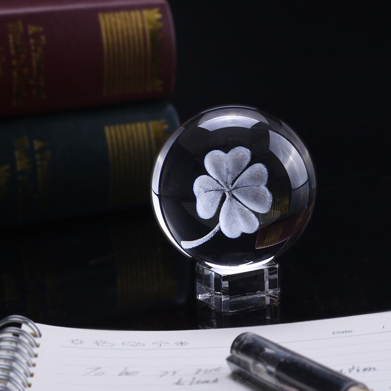 6 CM 3D lazeriu išgraviruotas keturių lapų krištolinis rutulys miniatiūrinis stiklo gaublys krištolinis amatų namų dekoras Laimingo kamuoliuko ornamento dovana