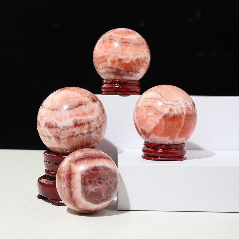 1db Természetes Rhodochrosite Ball Energy Magic Crystal Ball dísz piros csíkos kvarc Feng Shui dekoráció fa alappal