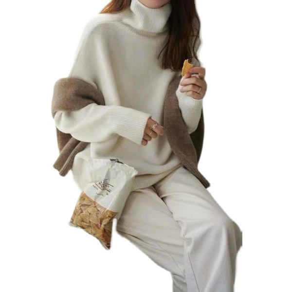 Μοντέρνο γυναικείο πουλόβερ για το χειμώνα με γιακά