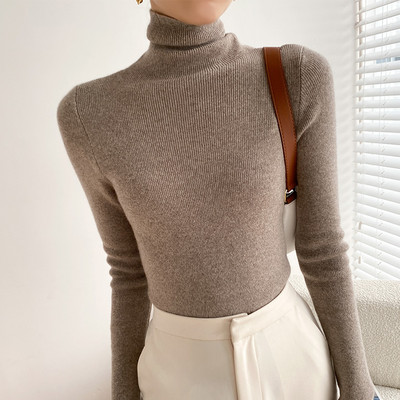 Μοντέρνο γυναικείο πουλόβερ με οβάλ λαιμόκοψη, νέο μοντέλο