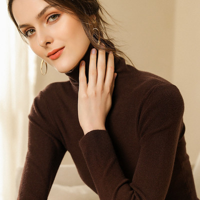 Μοντέρνο γυναικείο πουλόβερ με οβάλ λαιμόκοψη, νέο μοντέλο