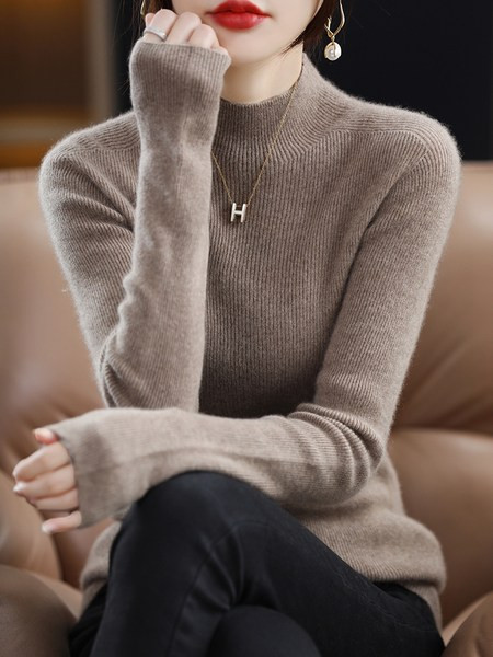 Γυναικείο πουλόβερ - με γυμνό ώμο