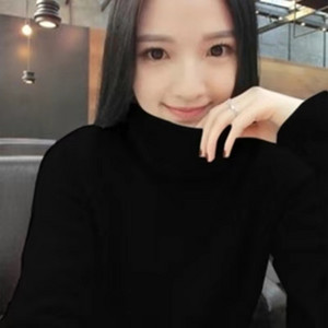 Γυναικεία μπλούζα με μεσαία μανίκια και ψηλό γιακά