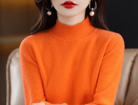 Minkštas žieminis megztinis ilgomis rankovėmis moterims