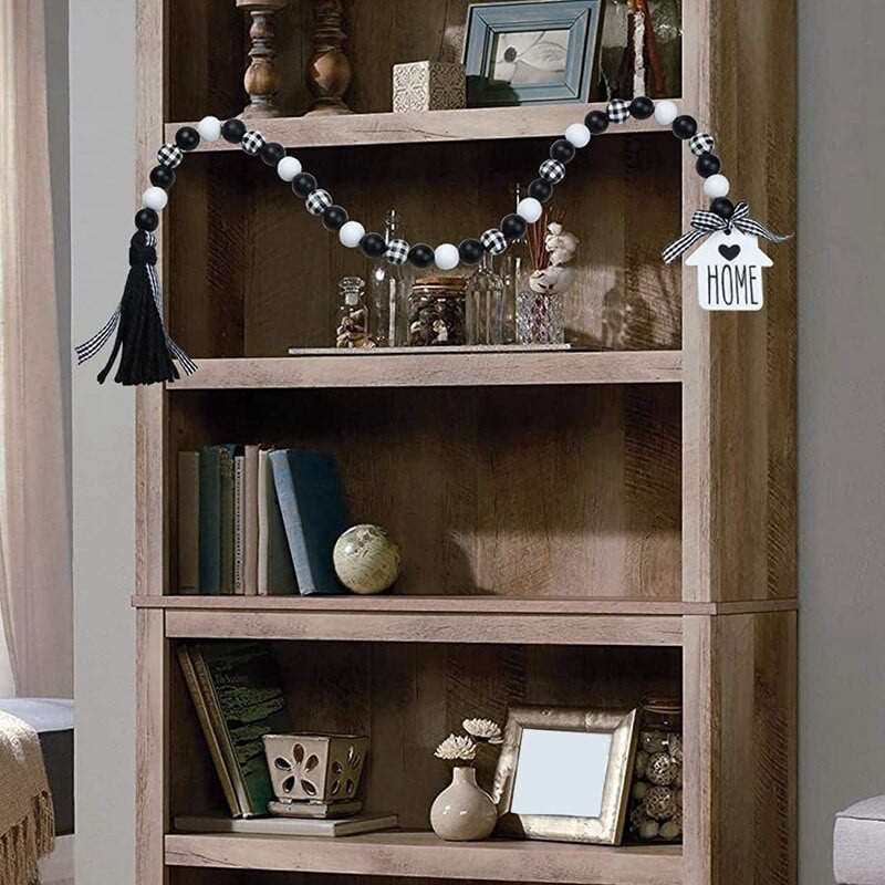 BMBY-2X sodybos medinių karoliukų girlianda, juodai balti languoti kaimiški mediniai karoliukai su kutais, skirti sodybos pakopiniam padėklo dekoravimui