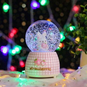 Момиче сърце Музикална кутия Ягодов заек Светеща автоматична снежна кристална топка Подарък за рожден ден на приятелки Подарък за студент Орнамент