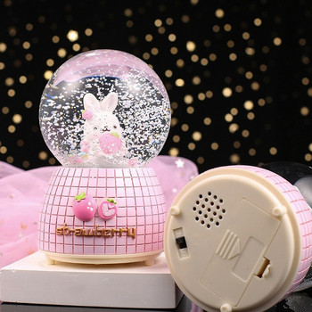 Момиче сърце Музикална кутия Ягодов заек Светеща автоматична снежна кристална топка Подарък за рожден ден на приятелки Подарък за студент Орнамент