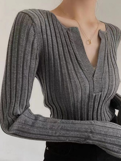 Γυναικείο μακρυμάνικο πουλόβερ με καθαρό σχέδιο