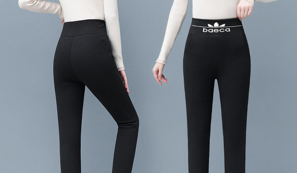 Ženske ležerne tajice s natpisom