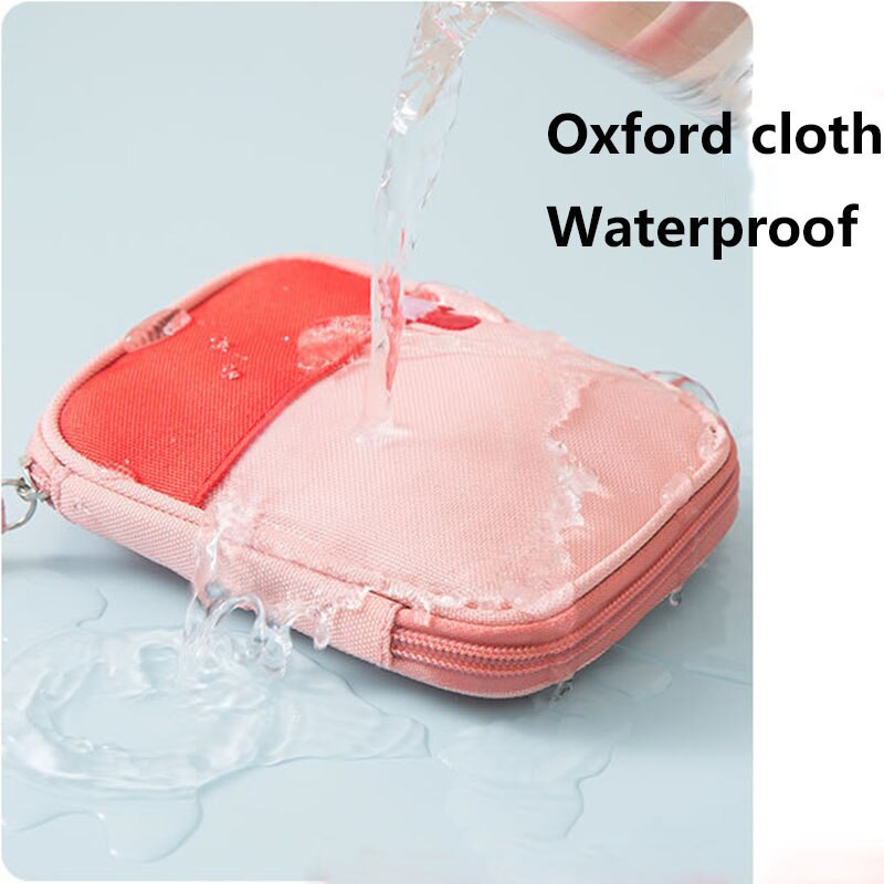 Lielas ietilpības zāļu kastīte Ģimenes pirmās palīdzības komplekts Medikamentu kastītes Pārnēsājamas zāļu glabātavas Ūdensnecaurlaidīga kempinga ceļojumu avārijas soma