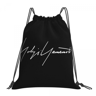 Yohji Yamamoto Pool Om Pour Homme, personalizované plavecké tašky so sťahovacou šnúrkou a logom