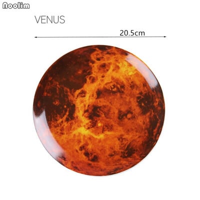 Sienai pakabinama dekoratyvinė lėkštė Šiaurės šalių Šiuolaikiniai Kūrybiniai kosminiai papuošalai Astronautas Keraminė Planeta Namų sienų dekoravimas Amatai