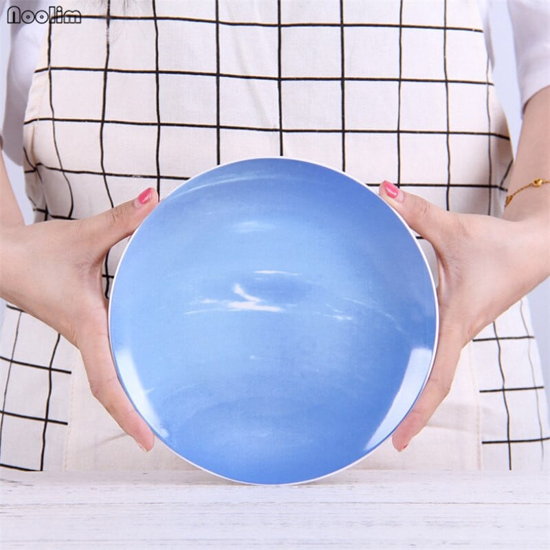 Sienai pakabinama dekoratyvinė lėkštė Šiaurės šalių Šiuolaikiniai Kūrybiniai kosminiai papuošalai Astronautas Keraminė Planeta Namų sienų dekoravimas Amatai