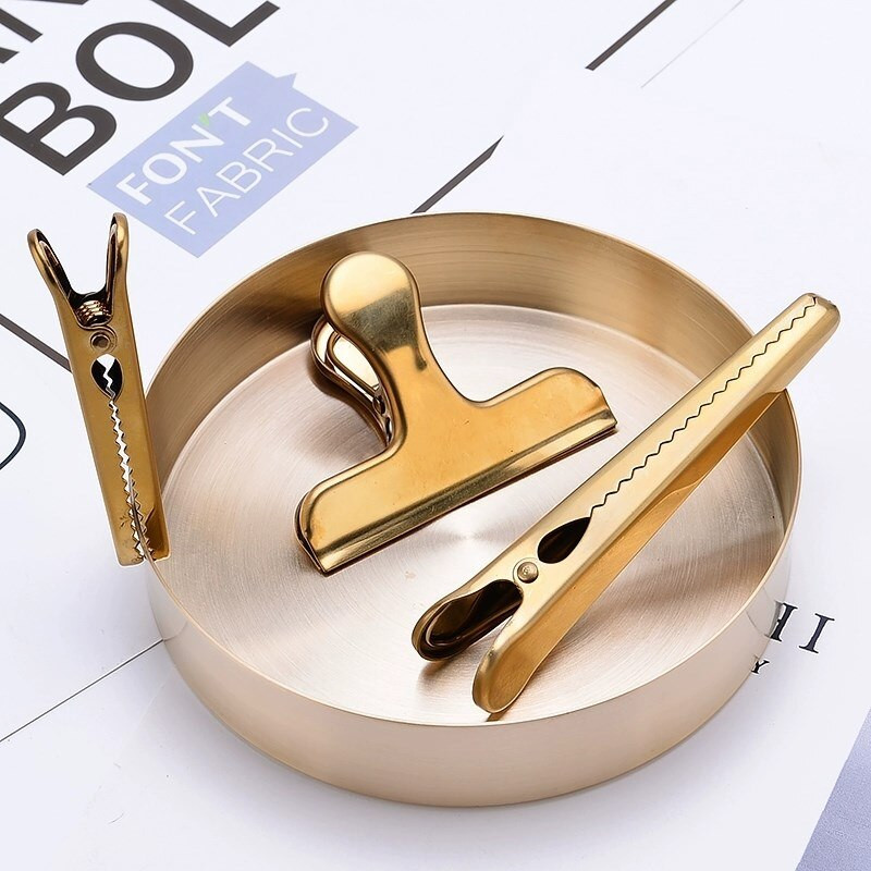 Nordic Style Retro tárolótálca Arany vastagított rézlemez kerek fém tányér Ékszerek Comstics Tároló dekoratív dísz