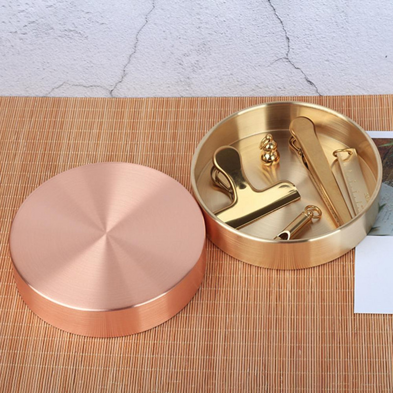 Nordic Retro Tray Apvalus žalvarinis laikymo stovas Diaplay Forma Buitinis įrankis Namų Svetainė Vintažinis dekoratyvinis ornamentas