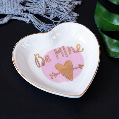 Skandináv kerámia tányér Uzsonna Gyümölcs tányér Női Ékszer Tányér Szerelem Forma Tárolótálca Valentin-napi Otthoni Főzőtál
