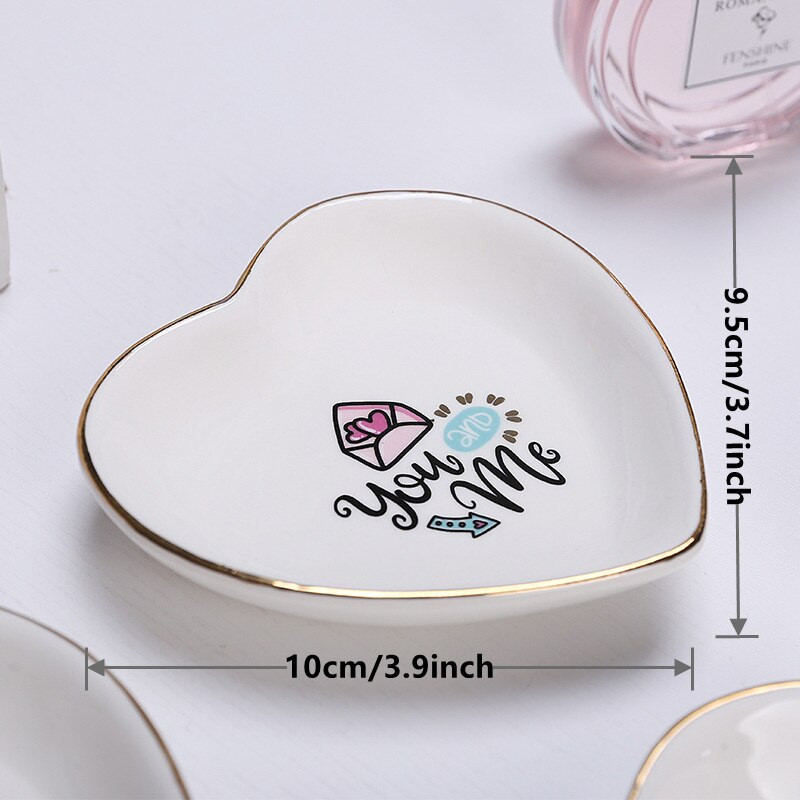 Skandináv kerámia tányér Uzsonna Gyümölcs tányér Női Ékszer Tányér Szerelem Forma Tárolótálca Valentin-napi Otthoni Főzőtál