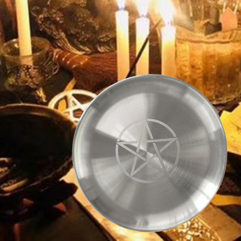 Trojitý mesačný oltár, misa, rituálny pozlátený stolový riad, obrad, veštenie z Mesiaca, astrologický nástroj, čarodejnícke potreby