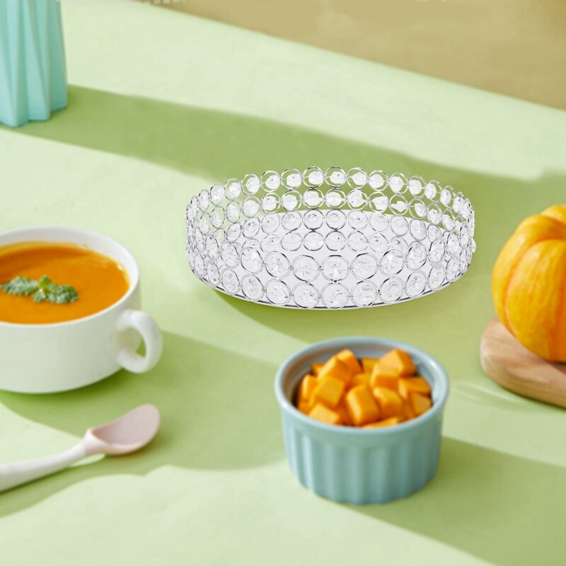 Hõbedase ümmarguse peegliga dekoratiivkosmeetika hoiukarbialus, pulmade kodukaunistamise riiul