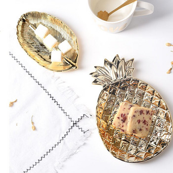 Скандинавски консумативи за декорация на дома Декорация за бюро Порцеланова чиния за съхранение Керамична чиния за бижута Поставка за пръстен с форма на златен ананас