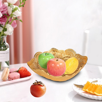 Zlatý ovocný tanier, drobnosti, šperky, náušnice, náhrdelník, miska, dekoratívny koláčik, cukrovinky, občerstvenie, miska, ústredný prvok, dekorácia pre domácu párty