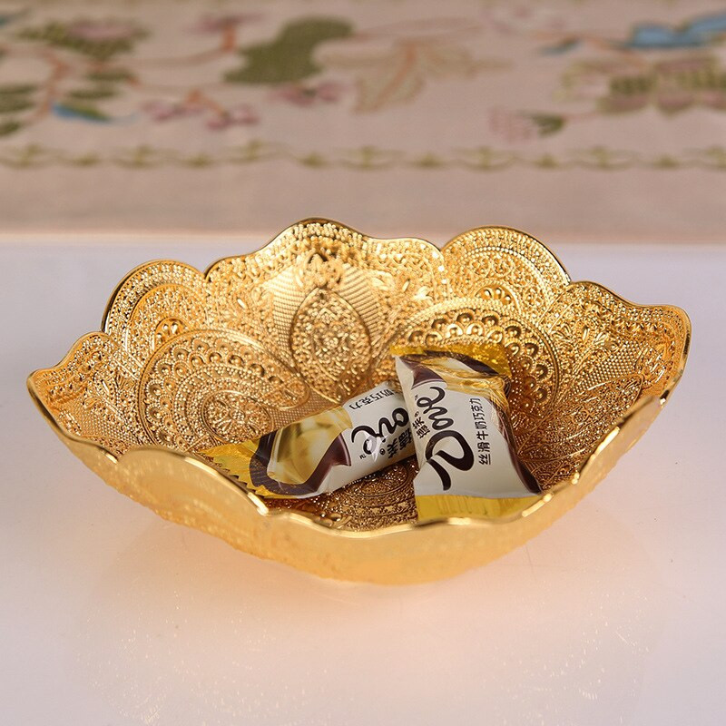 Okrúhla reliéfna kovová misa 12,5 cm, zlatý turecký cukrík, ovocný košík, luxusná dekoratívna doska, stredový prvok, dekorácia stola, zliatina zinku