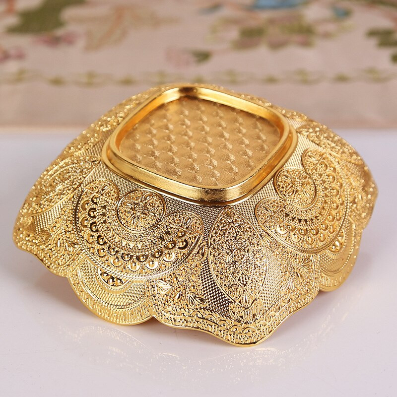 Okrúhla reliéfna kovová misa 12,5 cm, zlatý turecký cukrík, ovocný košík, luxusná dekoratívna doska, stredový prvok, dekorácia stola, zliatina zinku