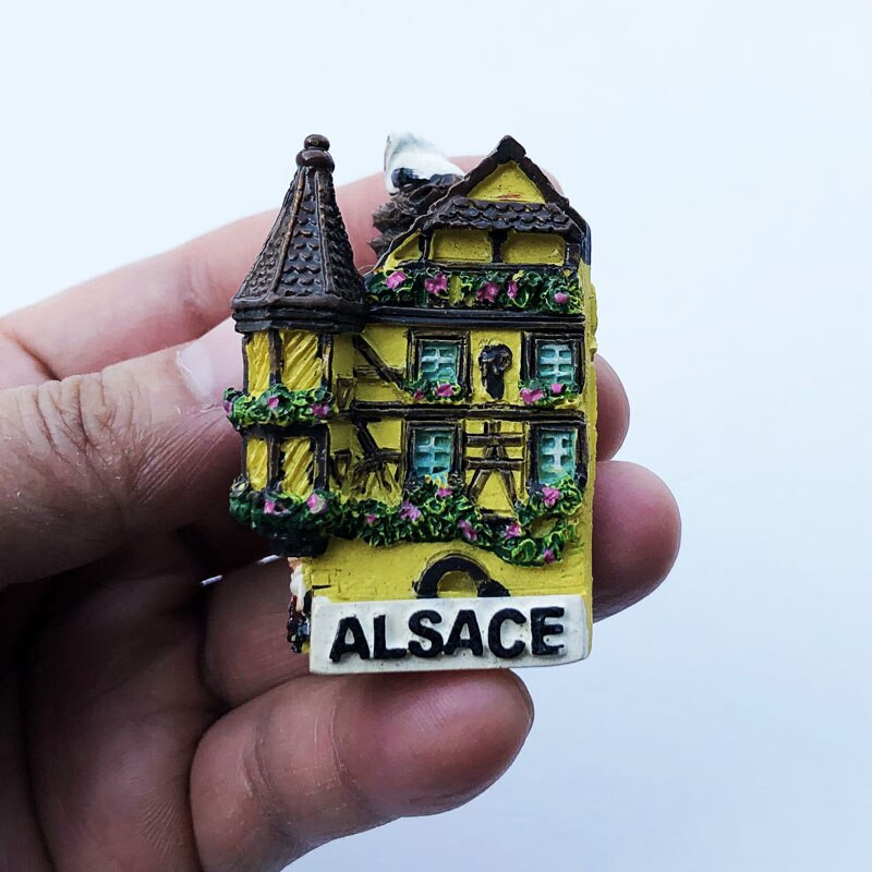 Francuski magnet za hladnjak pasta turistički suvenir dekoracija zanati Alsace trodimenzionalna pučka kuća ručno oslikani poklon