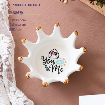 Ins Style Geros kokybės karūnėlės dizaino dekoratyvinis padėklas Aukso graviravimas Dekoratyvinis padėklas papuošalams užkandžiams žvakių laikiklis