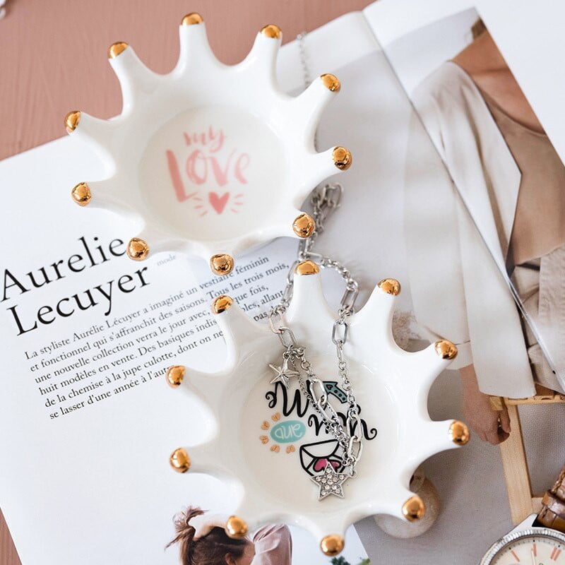 Ins Style Geros kokybės karūnėlės dizaino dekoratyvinis padėklas Aukso graviravimas Dekoratyvinis padėklas papuošalams užkandžiams žvakių laikiklis