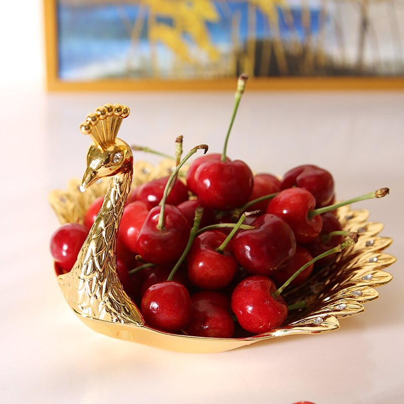 Fényes aranyozású cinkötvözet gyümölcstál páva otthoni asztali dekoráció Ékköves állat alakú tárolótálca kicsi, 16x16 cm-es fém tányér