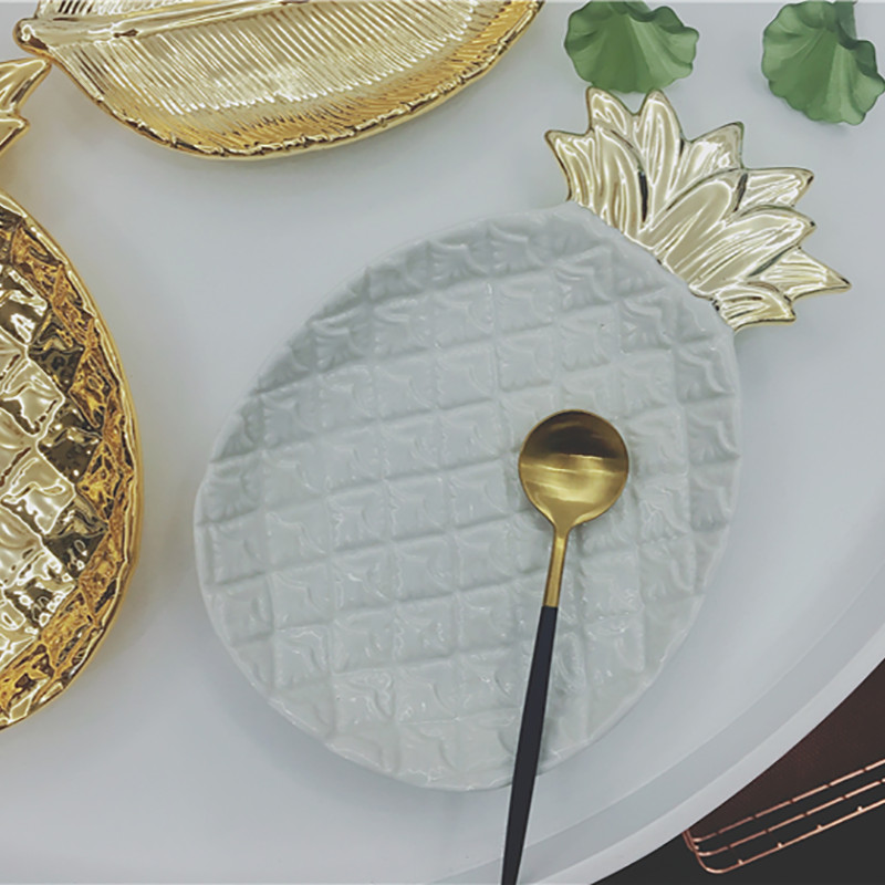 Zlatobiely keramický tanier s ananásovým listom, porcelánový tanier na cukrovinky, tanier na kávové zrná, dezertný tanier, domáce potreby.