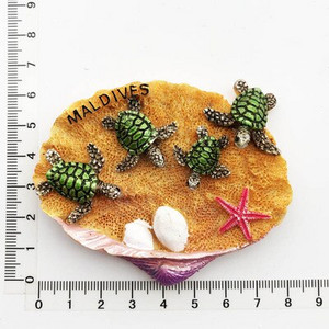 Maldīvu salas radošā sveķu magnēta ledusskapja uzlīme ar skatu uz jūru Bruņurupuču pludmales ceļojumu piemiņas rotājums amatniecības dāvana