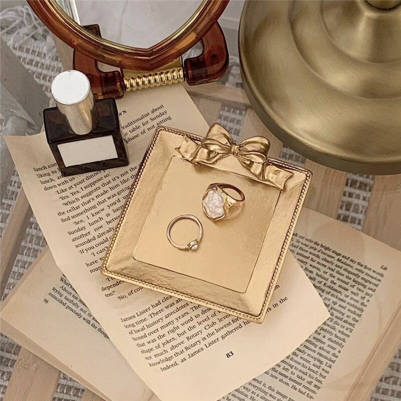 Retro prancūziško lanko papuošalų dėklo darbastalio apdaila Mažo padėklo dervos medžiaga Fotografijos rekvizitai Namų apdaila