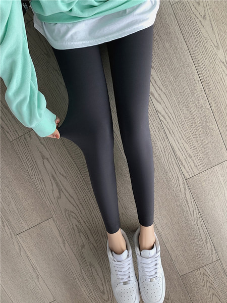 Sportske ženske tajice sa visokim strukom - crne i sive boje